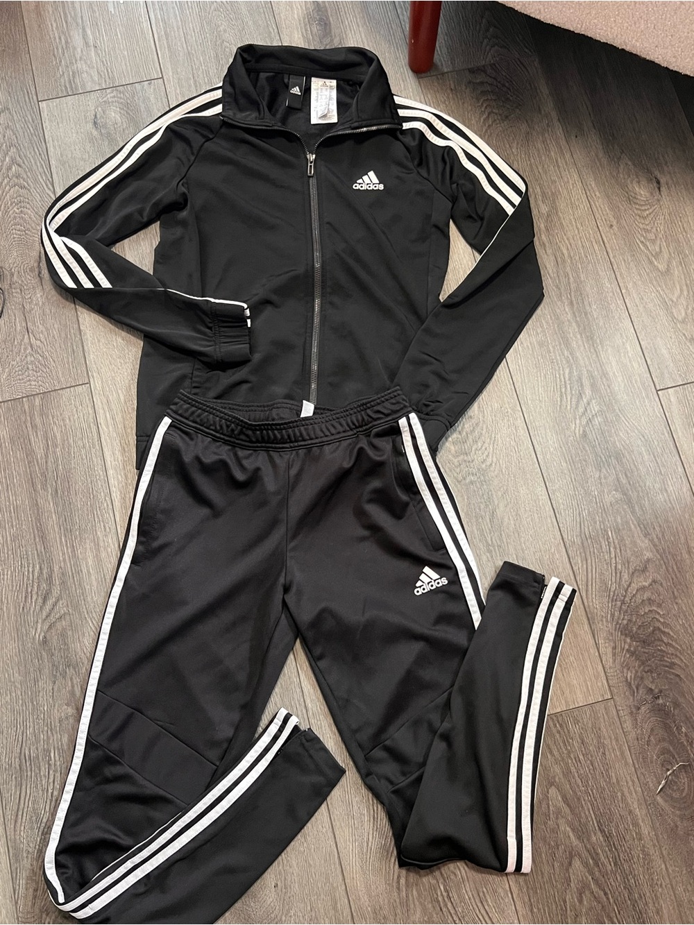 XS adidas Black Zip-Up Track set 🖤